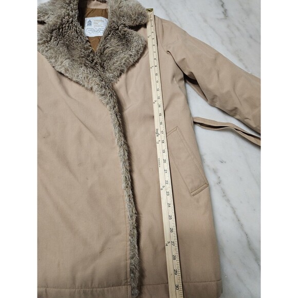 London Fog Faux Fur Coat Size 6 Reg - Picture 7 of 8